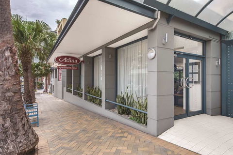 Adina Apartment Hotel Coogee - Holiday Cairns 1