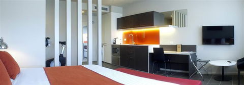 Abode Woden - Holiday Cairns 1