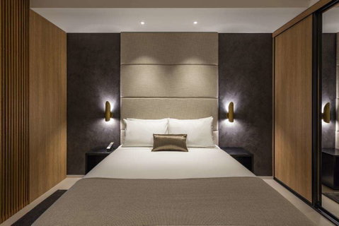 SKYE Suites Sydney - Holiday Cairns 1