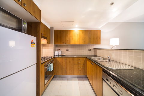 Astra Sydney-Hosking Place - Holiday Cairns 1