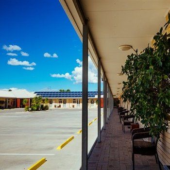 MAS Country Club Motor Inn - Holiday Cairns 2
