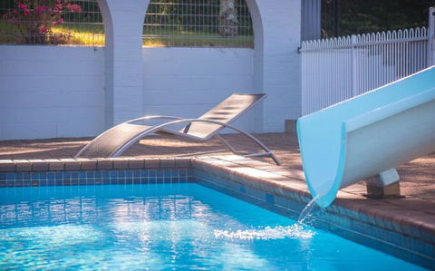 The Big Windmill Motor Lodge - Holiday Cairns 2