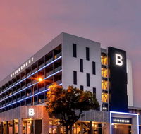 Bridgeport Hotel - Holiday Cairns
