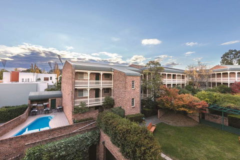 Adina Serviced Apts Canberra Kingston - Holiday Cairns 1