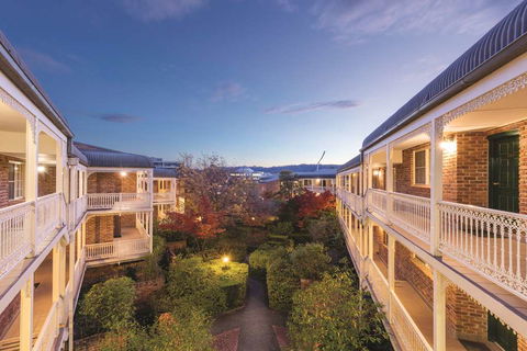 Adina Serviced Apts Canberra Kingston - Holiday Cairns 2