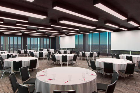 Aloft Perth - Holiday Cairns 7