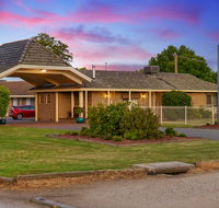 Stagecoach Motel - Holiday Cairns