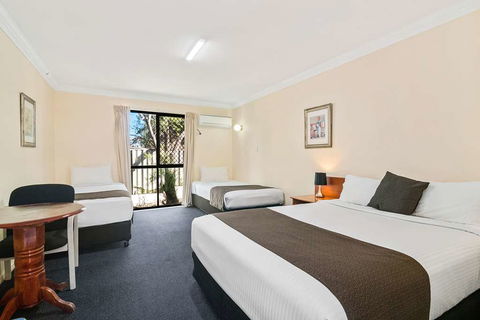 Econo Lodge Waterford - Holiday Cairns 9