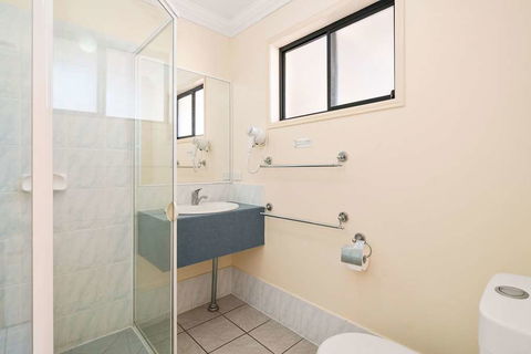 Econo Lodge Waterford - Holiday Cairns 13