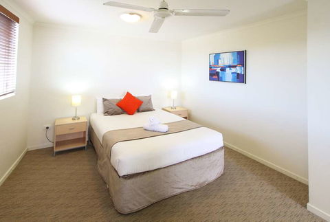 Caloundra Central Apartment Hotel - Holiday Cairns 3