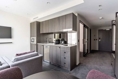 Abode Belconnen - Holiday Cairns 2