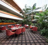 Pavilion on Northbourne - Holiday Cairns