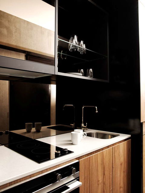 A By Adina Canberra - Holiday Cairns 17