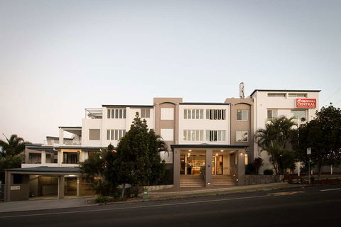 Caloundra Central Apartment Hotel - Holiday Cairns 0