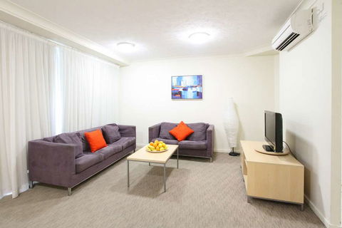 Caloundra Central Apartment Hotel - Holiday Cairns 5