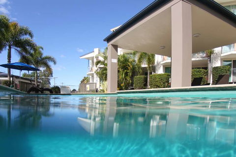Caloundra Central Apartment Hotel - Holiday Cairns 10