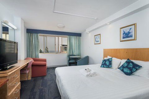 Alloggio Newcastle Beach Hotel - Holiday Cairns 2