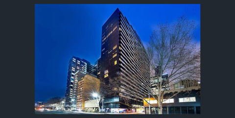 Aura On Flinders - Holiday Cairns 0