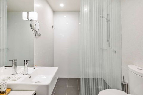 RACV Hobart Hotel - Holiday Cairns 1
