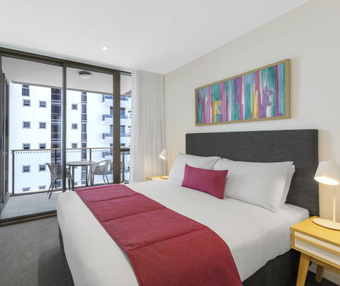 Avani Broadbeach Residences - Holiday Cairns 2