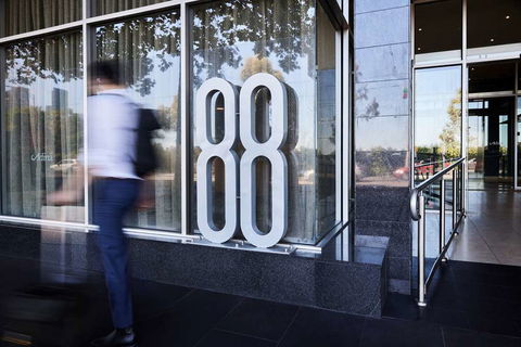 Adina Apartment Hotel on Flinders Street - Holiday Cairns 0