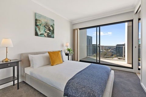 Astra Apartments Parramatta - Holiday Cairns 2