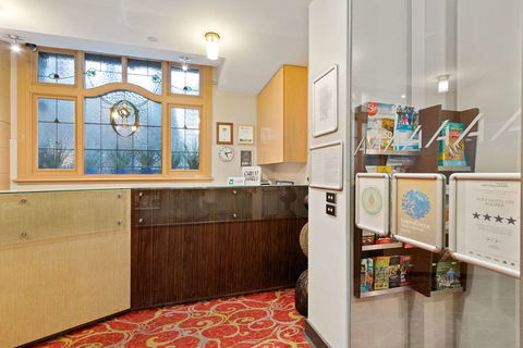 Alto Hotel On Bourke - Holiday Cairns 1