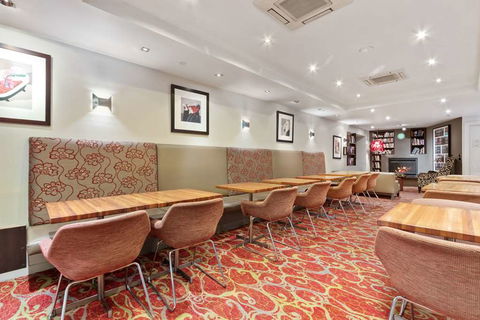 Alto Hotel On Bourke - Holiday Cairns 2