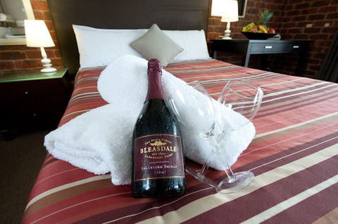 Admiral Motor Inn - Holiday Cairns 2