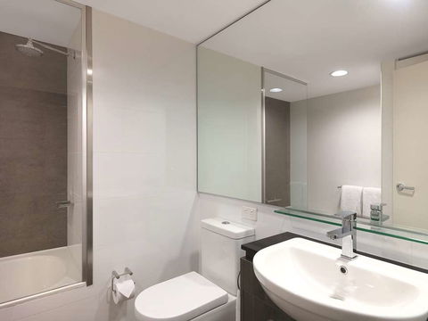 Adina Apartment Hotel Sydney Airport - Holiday Cairns 9