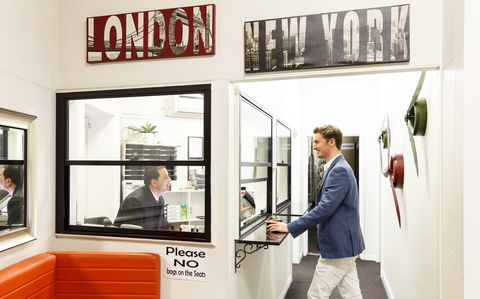 Airport Hotel Sydney - Holiday Cairns 1