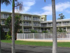 Cabarita Lake Apartments - Holiday Cairns 0