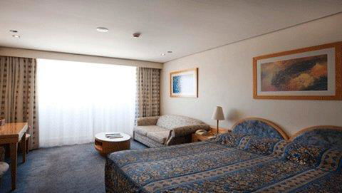 Coogee Sands Hotel & Apartments - Holiday Cairns 3