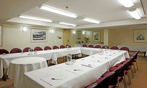 Coogee Sands Hotel & Apartments - Holiday Cairns 4