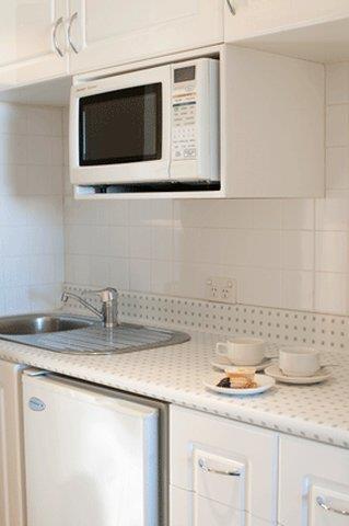 Coogee Sands Hotel & Apartments - Holiday Cairns 8