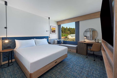 Hilton Garden Inn Albany - Holiday Cairns 8