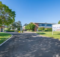 Hawkesbury Race Club Motel - Holiday Cairns