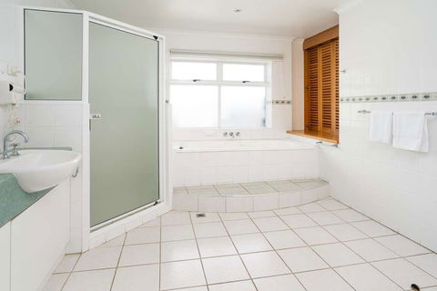 Best Western Marco Polo Mackay - Holiday Cairns 10