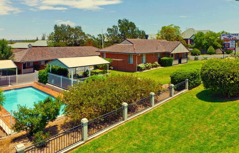Abraham Lincoln Motel - Holiday Cairns 0