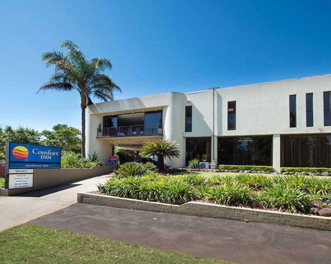 Comfort Inn Grammar View - Holiday Cairns 0