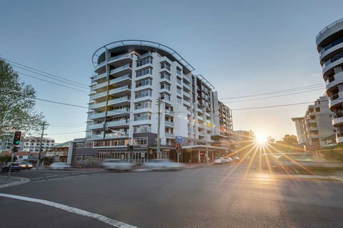 Adina Apartment Hotel Wollongong - Holiday Cairns 0