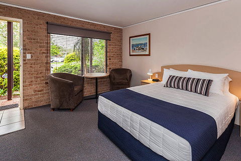 Macquarie Barracks Inn - Holiday Cairns 1