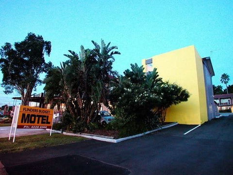 Flinders Motel - Holiday Cairns 0