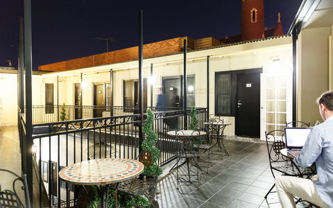 Airport Hotel Sydney - Holiday Cairns 0