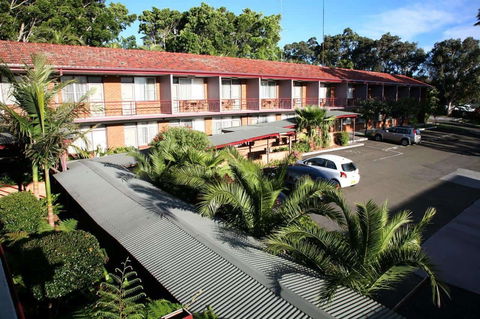 Flinders Motel - Holiday Cairns 1