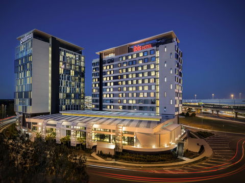 Ibis Brisbane Airport Hotel - Holiday Cairns 0