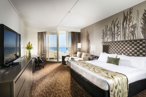 Rendezvous Hotel Perth Scarborough - Holiday Cairns 1