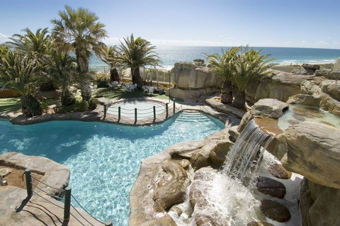 Rendezvous Hotel Perth Scarborough - Holiday Cairns 2