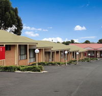 Victoria Lodge Motor Inn  Serviced Apts - Holiday Cairns
