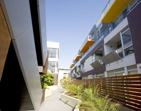 Apartments Ink - Holiday Cairns 1